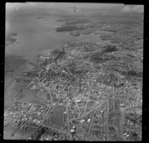 Auckland City, including Saint Marys Bay and Victoria Park, looking towards Hobson Bay