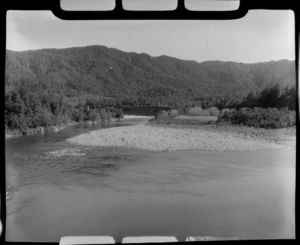 Buller River, near Inangahua and Lyell