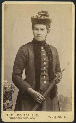 The New Zealand Photographic Company (Wellington) fl 1888-1895 :Portrait of unidentified lady