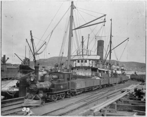 Mapourika, Railway Wharf, Wellington