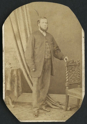 Otago School of Photography (Dunedin) fl 1866 :Portrait of unidentified man