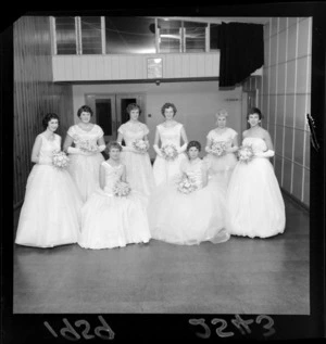 Debutantes, all unidentified, from Heretaunga College, Upper Hutt