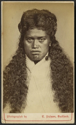Pulman, E (Auckland) :Portrait of unidentified Maori woman
