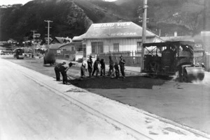 Roadworks, Lyall Bay, Wellington