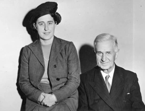 Erina Harvey Northcroft and his daughter Nancy (Anna Holmes Northcroft)