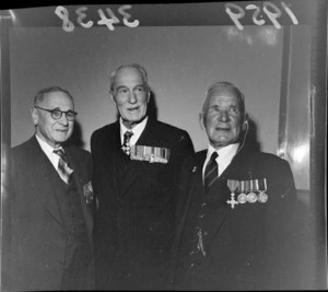 Portrait of three South African (Boer) War Veterans at their 60th anniversary dinner, indoor location unknown, Wellington Region