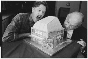 25th birthday cake of Downstage Theatre, Wellington - Photograph taken by John Nicholson