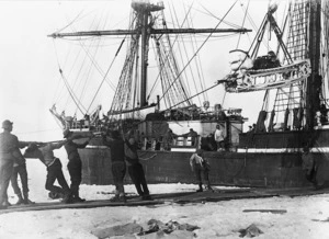 Taking the ill-fated motor-sledge off the "Terra Nova", Antarctica