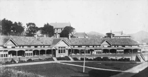 Baillie, H : Photograph of Ewart Hospital, Newtown, Wellington