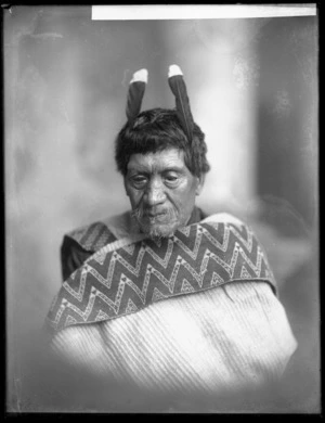 Unidentified elderly Maori man, Wanganui region - Photograph taken by Frank J Denton