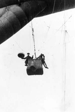 Thomas Orde-Lees and Sergeant Newall about to parachute from an observation balloon