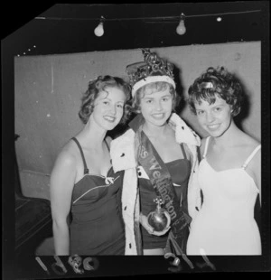 Unidentified Miss Wellington beauty pageant winner and two other contestants at Eastbourne Mardi Gras party, Wellington City
