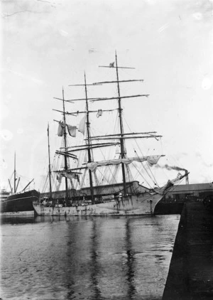 Ship Queen Margaret