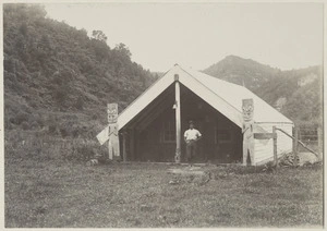 Meeting house at Tieke on the Whanganui River