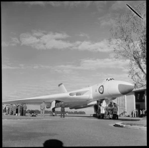 RAF Avro Vulcan XH498 Jet bomber plane and ground crew, Ohakea Air Force Base, Palmerston North