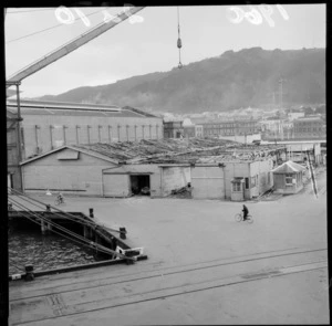 Demolition of building on King's Wharf, Wellington
