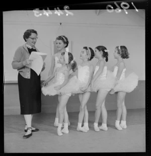 Mrs Vera Lacey with young ballet dancers