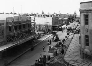 Sorrell, Percy C, d 1965 : Men working on the road and buildings in Emerson Street, Napier, after the earthquake of 1931