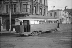 Fiducia tram in Mulgrave Street, Wellington