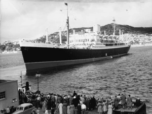 The ship Rangitane in Wellington harbour