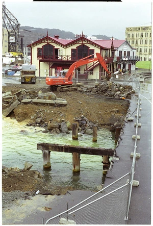 Preparations for a new foot bridge on Wellington waterfront - Photographs taken by Ross Giblin