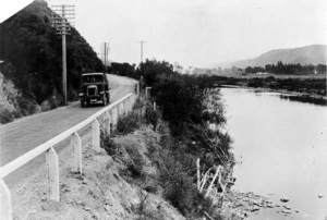 Taita Gorge road and the Hutt River, Lower Hutt, Wellington