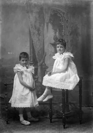Two young girls of the Curtis family