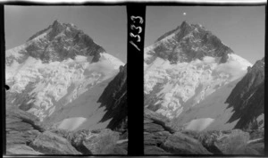 View of [Mount Hopkins?] at the head of the Hopkins River Valley, Central Otago Region, South Island