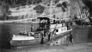 The launch Waiora, Whanganui River