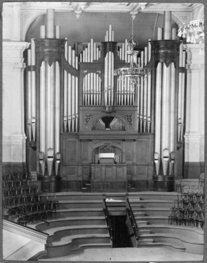 Organ in the Wellington Town Hall