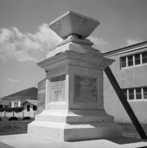 Memorial to Honiana Te Puni-kokopu