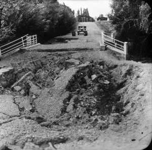 Damage to a Napier road caused by the 1931 Hawke's Bay earthquake