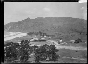 View of the settlement at Tokomaru Bay looking south