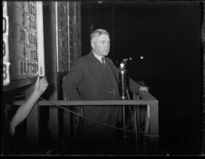Walter Nash on the 1935 general election night