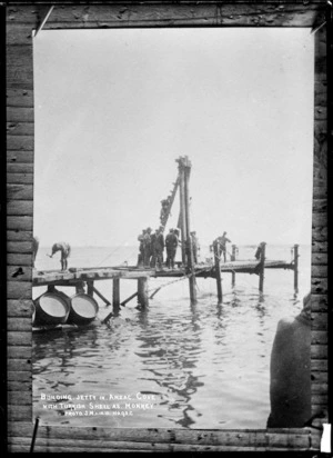 J M, fl 1915 (Photographer) : Soldiers building a jetty at Anzac Cove, Gallipoli, Turkey