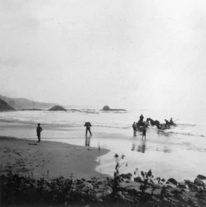 Photograph of supplies being landed at Nugget Point, South Otago