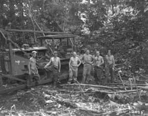 2nd NZEF IP Engineers of 3 NZ Div constructing a road on Nissan Island, Papua New Guinea