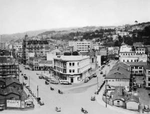 View showing the intersection of Stout and Featherston Streets, Wellington