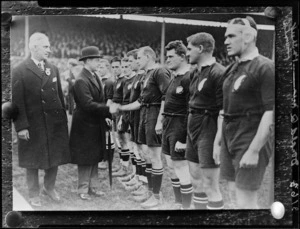 Edward, Prince of Wales, meets 1924 All Blacks, New Zealand representative rugby team