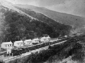 Train and houses, Cross Creek, South Wairarapa