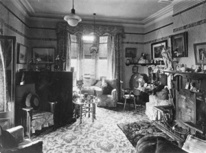 Head, Samuel Heath, d 1948 : Photograph of a sitting room interior in a Christchurch house