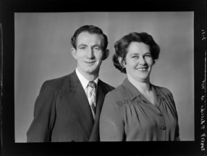 Probably Mr and Mrs W Phillips [bride and groom?]