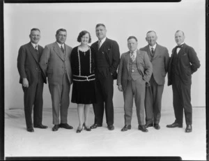 Boxer Thomas Heeney with his wife Marion, [referee, Alan Maxwell?] and other unidentified men