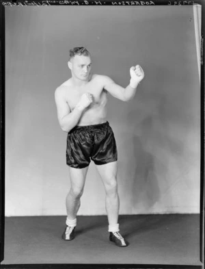 Boxer, Mr H G Robertson