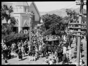 Crowd gathering outside St Paul's church, Wellington, after the church service for the Duke and Duchess of York