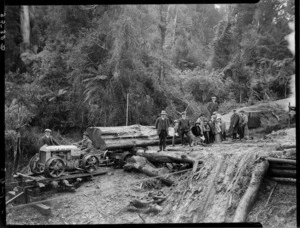 Fordson Nattrass Rail Tractor and unidentified Americans gathering at Campbells Mill, Akatarawa