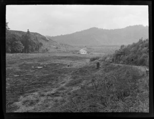 Rural area, Kakahi, Manawatu-Whanganui, including a house and hills