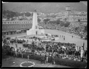 Crowd gathering near the Parliament building, ceremony for the Duke of Gloucester, Prince Henry William Frederick Albert