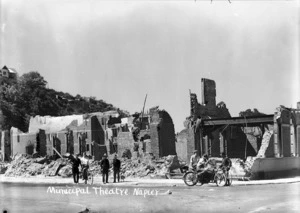 Ruins of the Municipal Theatre in Napier, after the 1931 earthquake