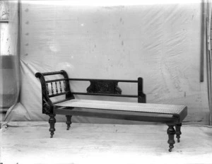 Chaise longue